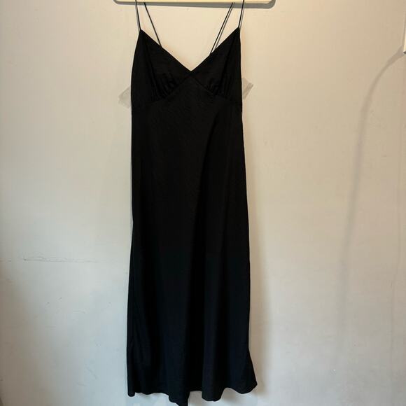 NWT Madewell The Layton Midi Slip Dress Black NK419 Minimalist Lightweight Sz 12 - Picture 2 of 10